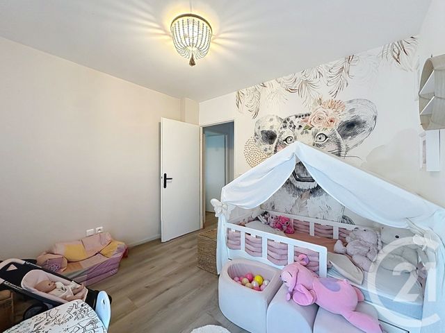Appartement à vendre - 3 pièces - 64.84 m2 - THIAIS - 94 - ILE-DE-FRANCE - Century 21 A.A.R.S. Immo