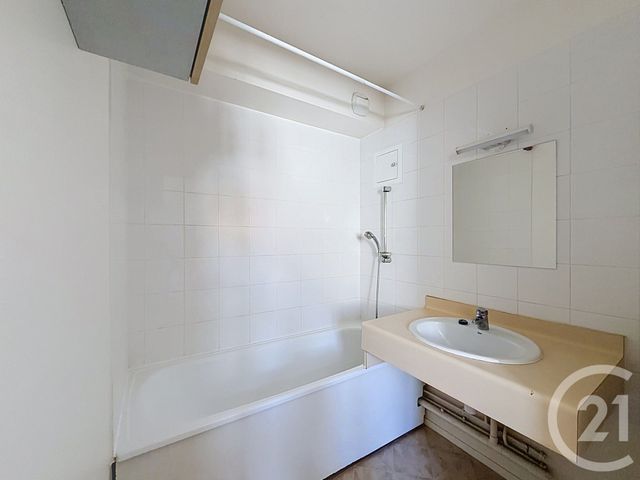 Appartement F2 bis à vendre - 3 pièces - 60.36 m2 - THIAIS - 94 - ILE-DE-FRANCE - Century 21 A.A.R.S. Immo