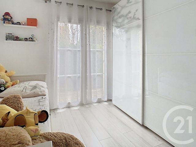 Appartement F3 à louer - 3 pièces - 59.49 m2 - THIAIS - 94 - ILE-DE-FRANCE - Century 21 A.A.R.S. Immo