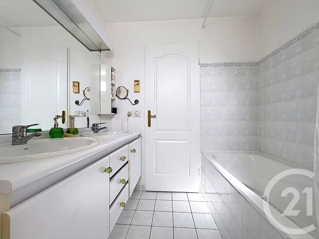 maison à vendre - 9 pièces - 218.14 m2 - THIAIS - 94 - ILE-DE-FRANCE - Century 21 A.A.R.S. Immo