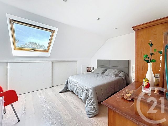 maison à vendre - 9 pièces - 218.14 m2 - THIAIS - 94 - ILE-DE-FRANCE - Century 21 A.A.R.S. Immo
