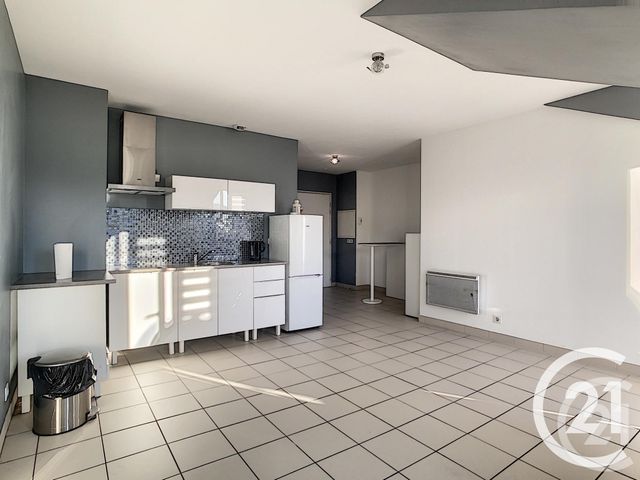 Appartement F1 à vendre - 1 pièce - 30.12 m2 - THIAIS - 94 - ILE-DE-FRANCE - Century 21 A.A.R.S. Immo