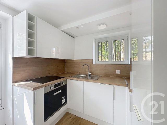 Appartement F2 à louer - 2 pièces - 33.46 m2 - THIAIS - 94 - ILE-DE-FRANCE - Century 21 A.A.R.S. Immo