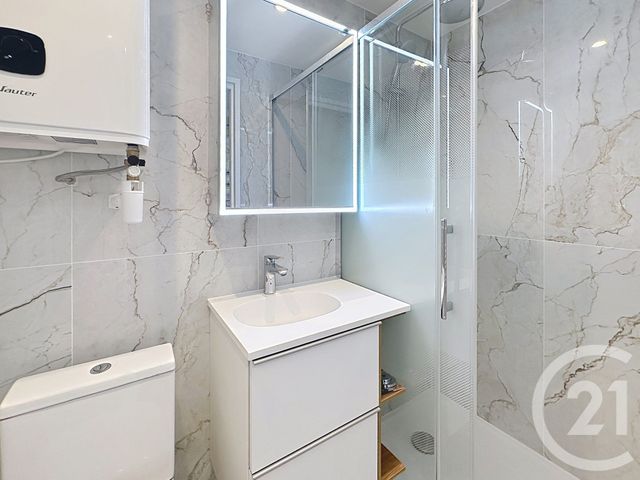 Appartement F2 à louer - 2 pièces - 33.46 m2 - THIAIS - 94 - ILE-DE-FRANCE - Century 21 A.A.R.S. Immo
