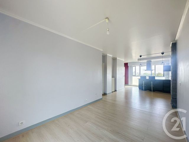 Appartement F3 à louer - 3 pièces - 65.11 m2 - THIAIS - 94 - ILE-DE-FRANCE - Century 21 A.A.R.S. Immo