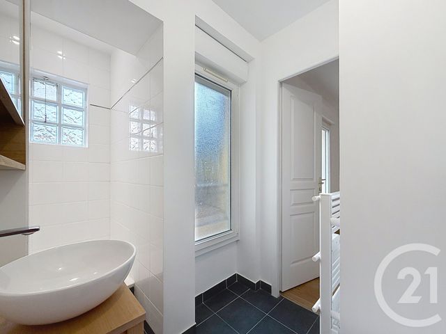 Appartement F2 à louer - 2 pièces - 41.4 m2 - ST MAUR DES FOSSES - 94 - ILE-DE-FRANCE - Century 21 A.A.R.S. Immo