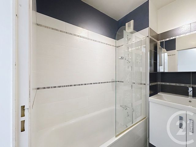 Appartement F2 à louer - 2 pièces - 40.0 m2 - THIAIS - 94 - ILE-DE-FRANCE - Century 21 A.A.R.S. Immo