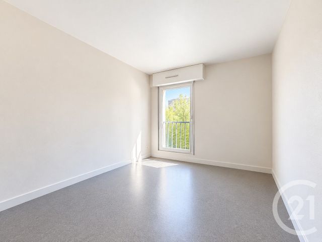 Appartement F4 à vendre - 4 pièces - 86.16 m2 - THIAIS - 94 - ILE-DE-FRANCE - Century 21 A.A.R.S. Immo