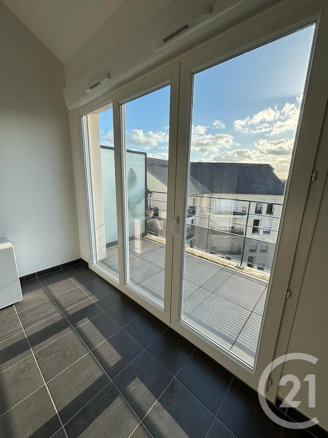 Appartement F1 à louer - 1 pièce - 27.48 m2 - CRETEIL - 94 - ILE-DE-FRANCE - Century 21 A.A.R.S. Immo