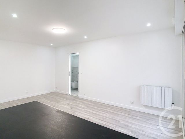 Appartement F2 à louer - 2 pièces - 41.33 m2 - CHAMPIGNY SUR MARNE - 94 - ILE-DE-FRANCE - Century 21 A.A.R.S. Immo