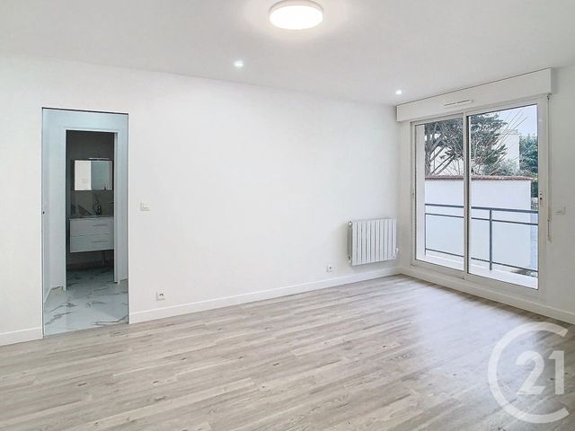 Appartement F2 à louer - 2 pièces - 41.33 m2 - CHAMPIGNY SUR MARNE - 94 - ILE-DE-FRANCE - Century 21 A.A.R.S. Immo