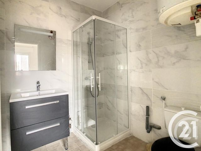 Appartement F1 à louer - 1 pièce - 30.71 m2 - THIAIS - 94 - ILE-DE-FRANCE - Century 21 A.A.R.S. Immo